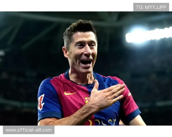 莱万多夫斯基推射破门，巴萨逆转哥本哈根